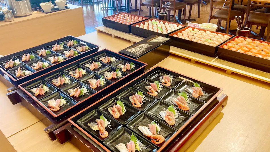 Itoen Hotel Main Building