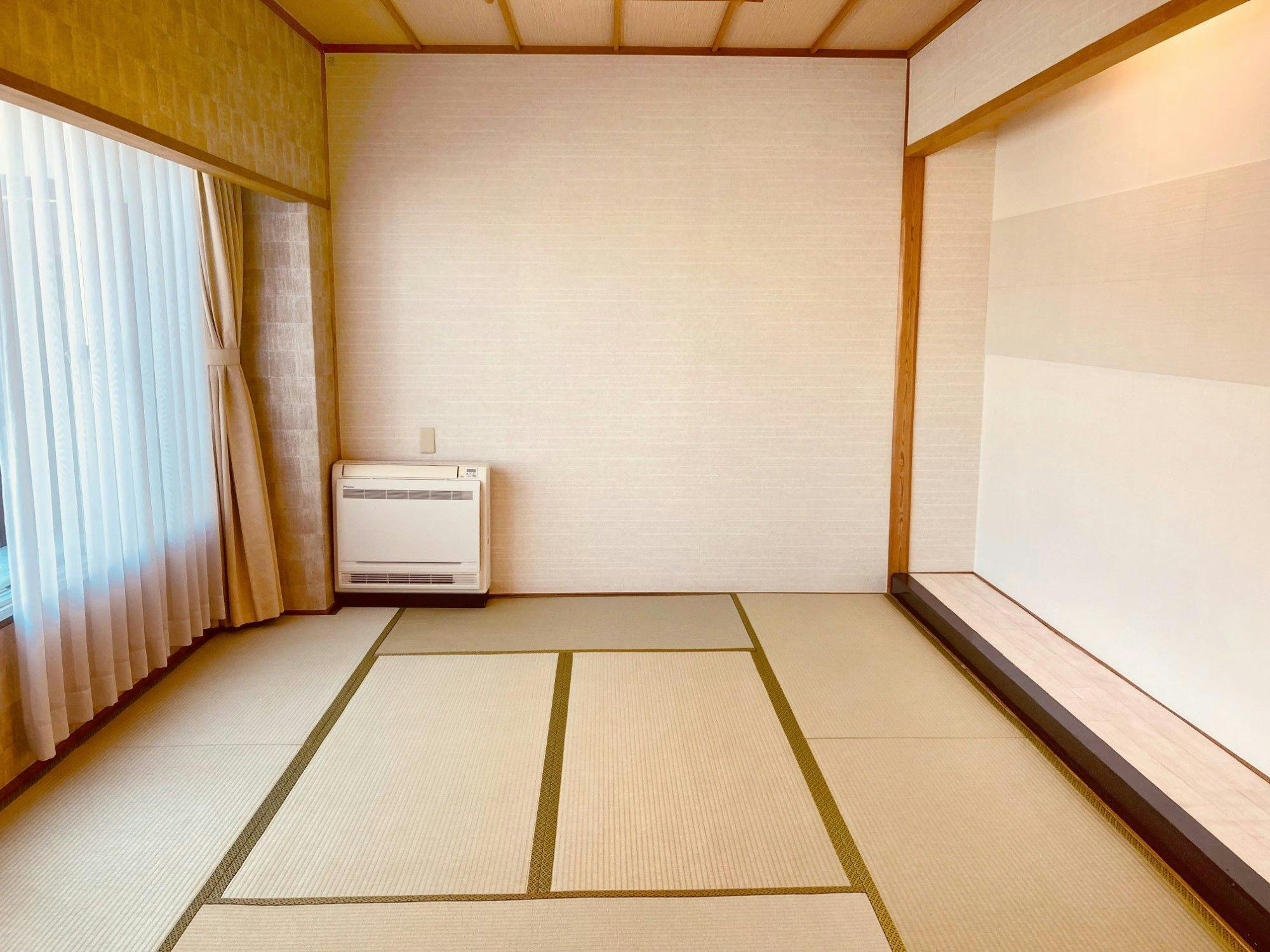 Itoen Hotel Main Building