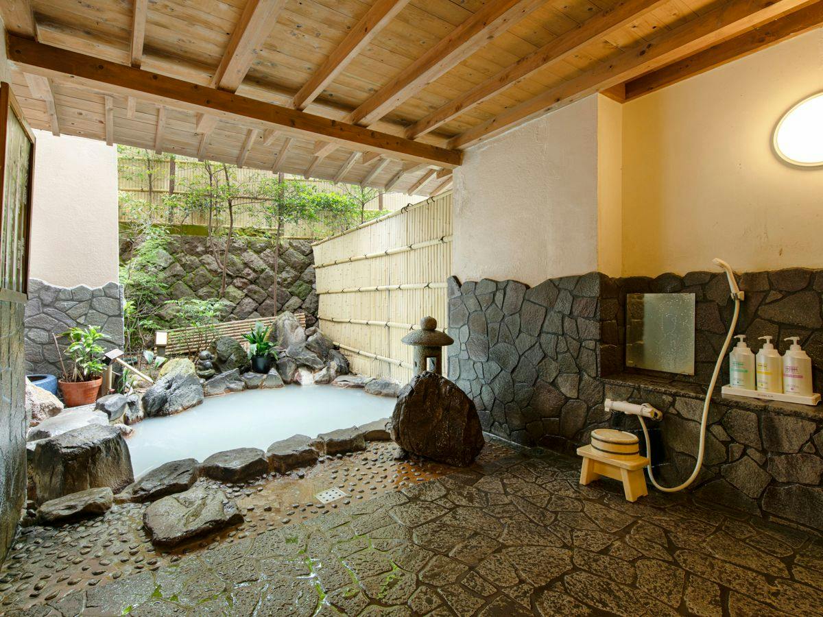 Unzen Iwaki Ryokan, Famous Hot Spring Inn