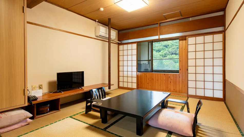 Unzen Iwaki Ryokan, Famous Hot Spring Inn