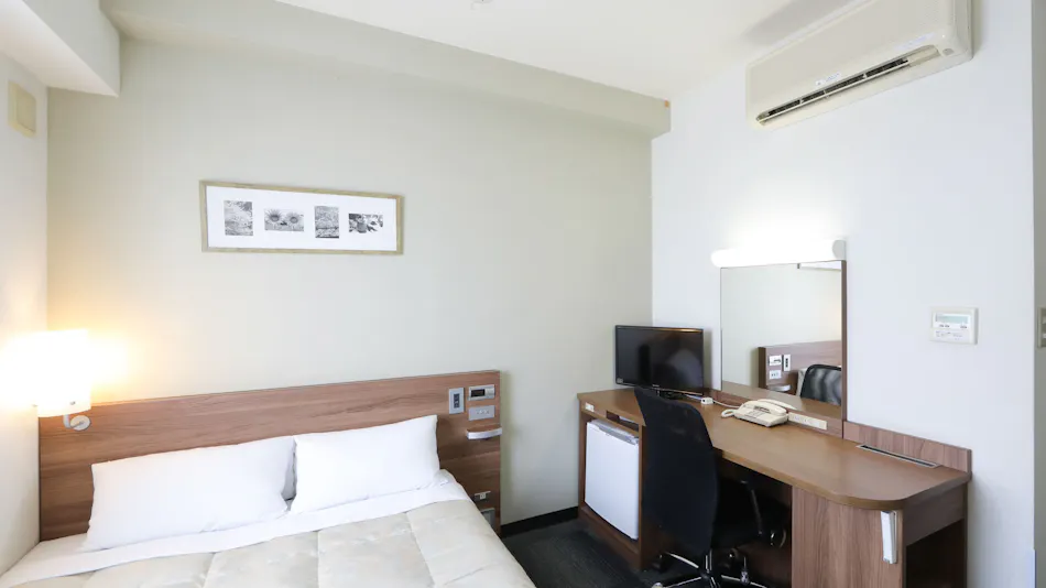 Hotel Econo Tsu Station Front