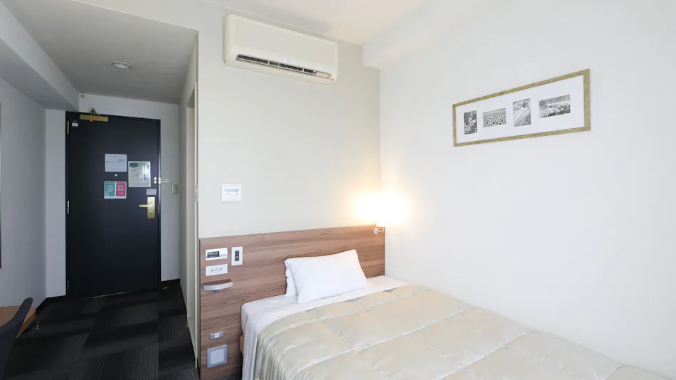 Hotel Econo Tsu Station Front