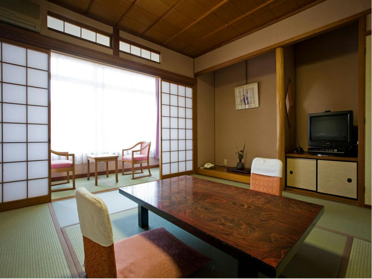 Yunogo Onsen Yasashisa no Yado Chikutei