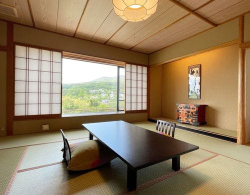 池側特別室(8畳側)