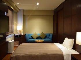 福山プラザホテル