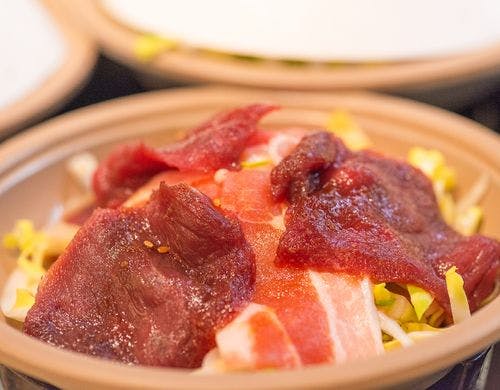 春野菜と桜肉の陶板焼き★