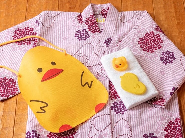 ชุดยูกาตะและอุปกรณ์อำนวยความสะดวกสำหรับเด็ก