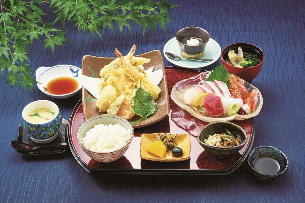 Hotel Kinsuien [A Lodge Near Saiki Station with Renowned Breakfast]