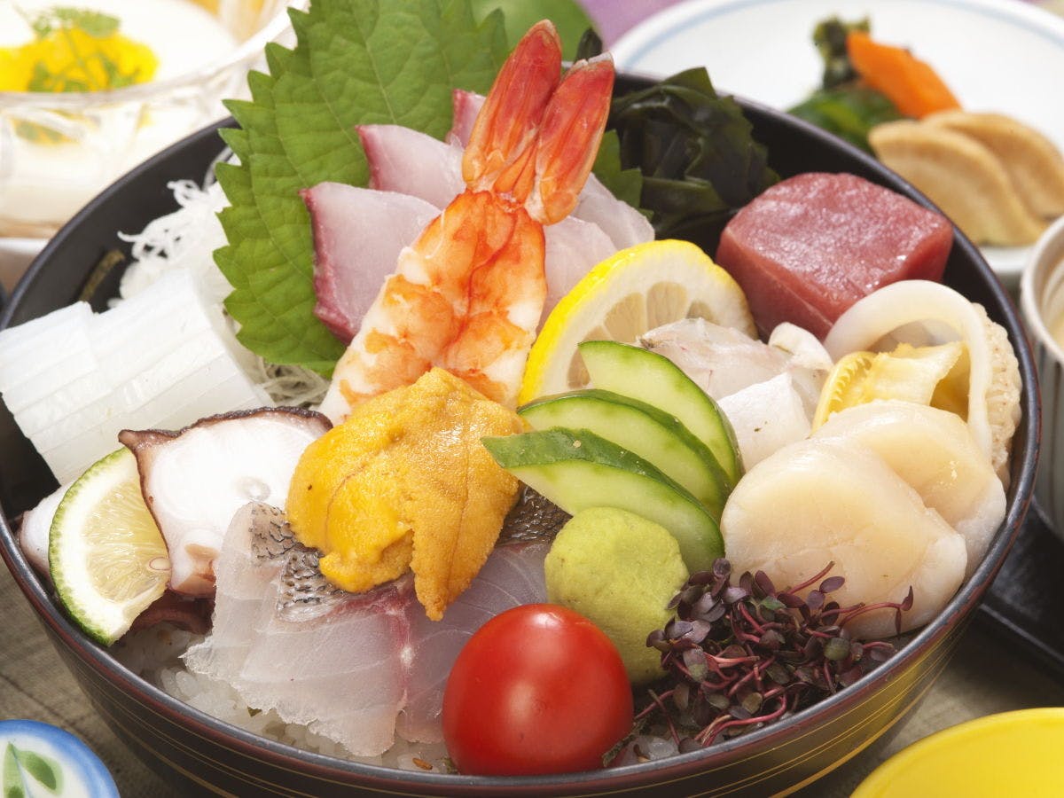 Hotel Kinsuien [A Lodge Near Saiki Station with Renowned Breakfast]