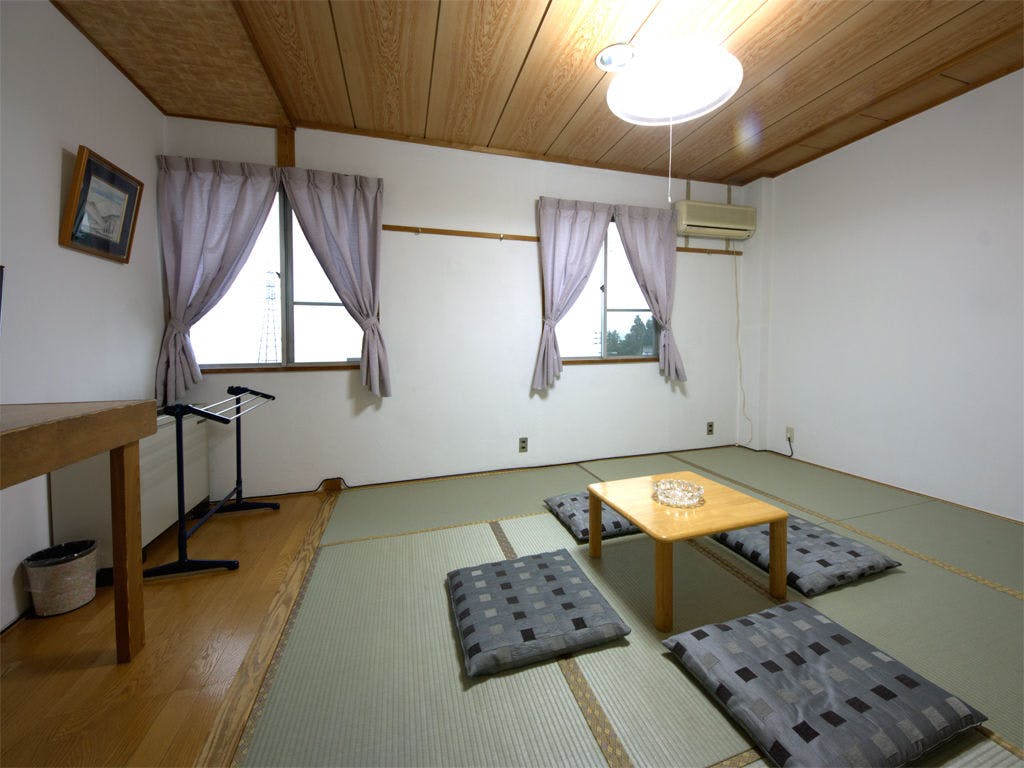 ห้องสไตล์ญี่ปุ่นสำหรับครอบครัวหรือกลุ่ม