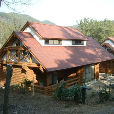 ภายนอก Log House DX