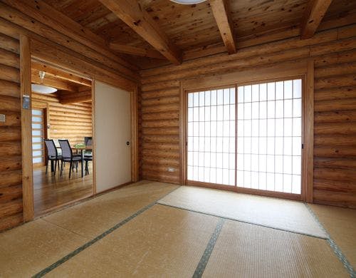 ログハウス内のお部屋