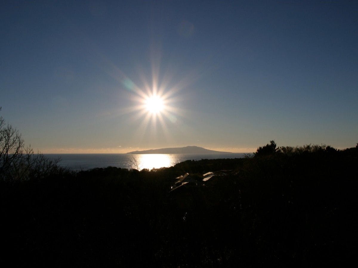 Izu Kogen Pension Rock Island