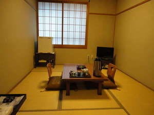 Kamar bergaya Jepang 6 tatami
