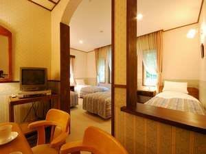 白樺湖オーベルジュビストロフィガロ 本格フランス料理フルコースプラン 中高生 シニアのお客様割引 ファミリールーム 2 5名 中高生千円引 Yahoo トラベル