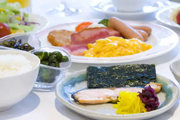 아침 식사 (예시)