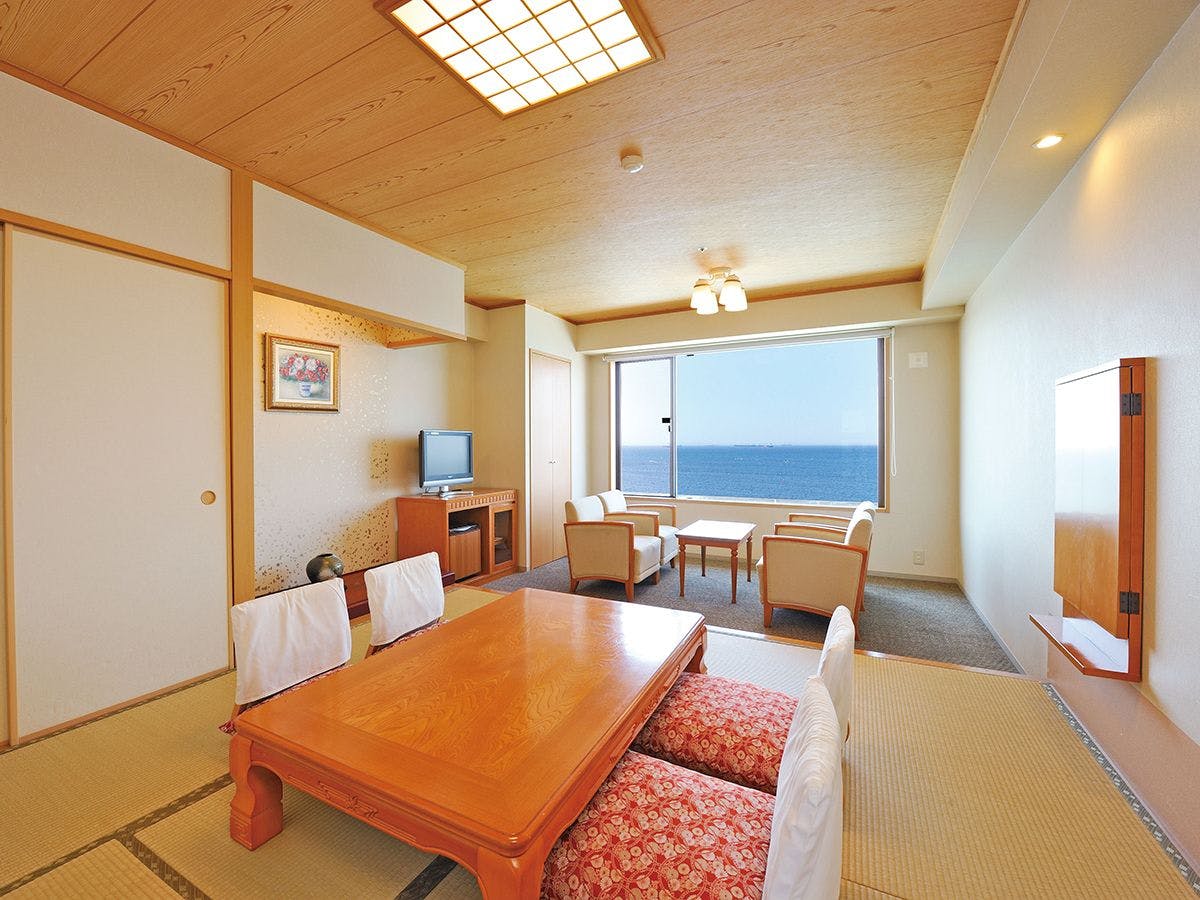 *【Kamar Standar (contoh)】