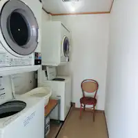 ร้านซักผ้าหยอดเหรียญ