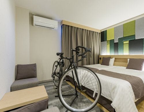 ・【ハリウッドツイン】