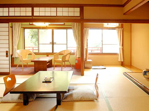 【อาคารเสริม】ตัวอย่างห้องพักพร้อมห้องน้ำ