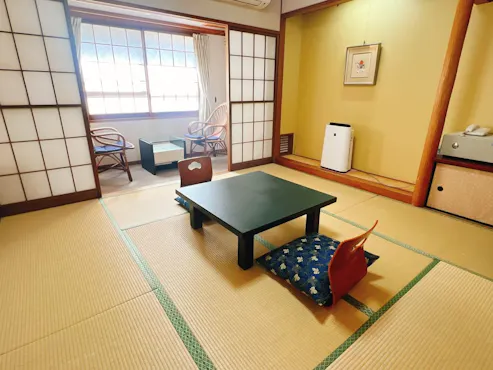ห้องสไตล์ญี่ปุ่น (2-3 ท่าน)