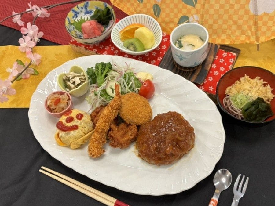 อาหารเช้าและอาหารเย็นสำหรับเด็กเล็ก