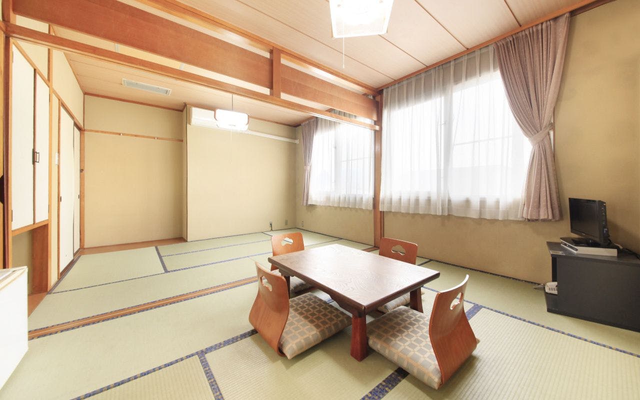 Bilik gaya Jepun 12 tatami