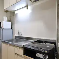 มีห้องครัวและเครื่องซักผ้า