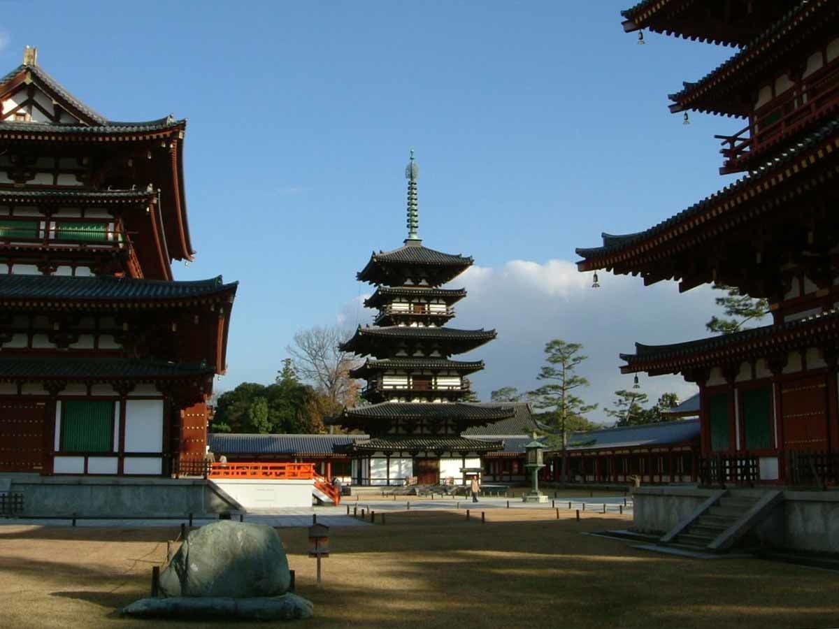 Warisan Dunia "Yakushiji"