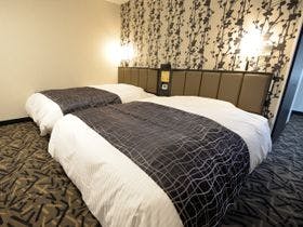 亀山ストーリアホテル