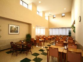 亀山ストーリアホテル