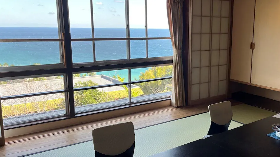 Takami Hotel: Inn with Spectacular Views and Open-Air Baths