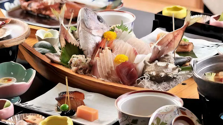 Takami Hotel: Inn with Spectacular Views and Open-Air Baths