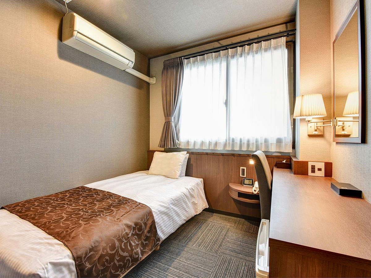 Hotel Crane Tachibana