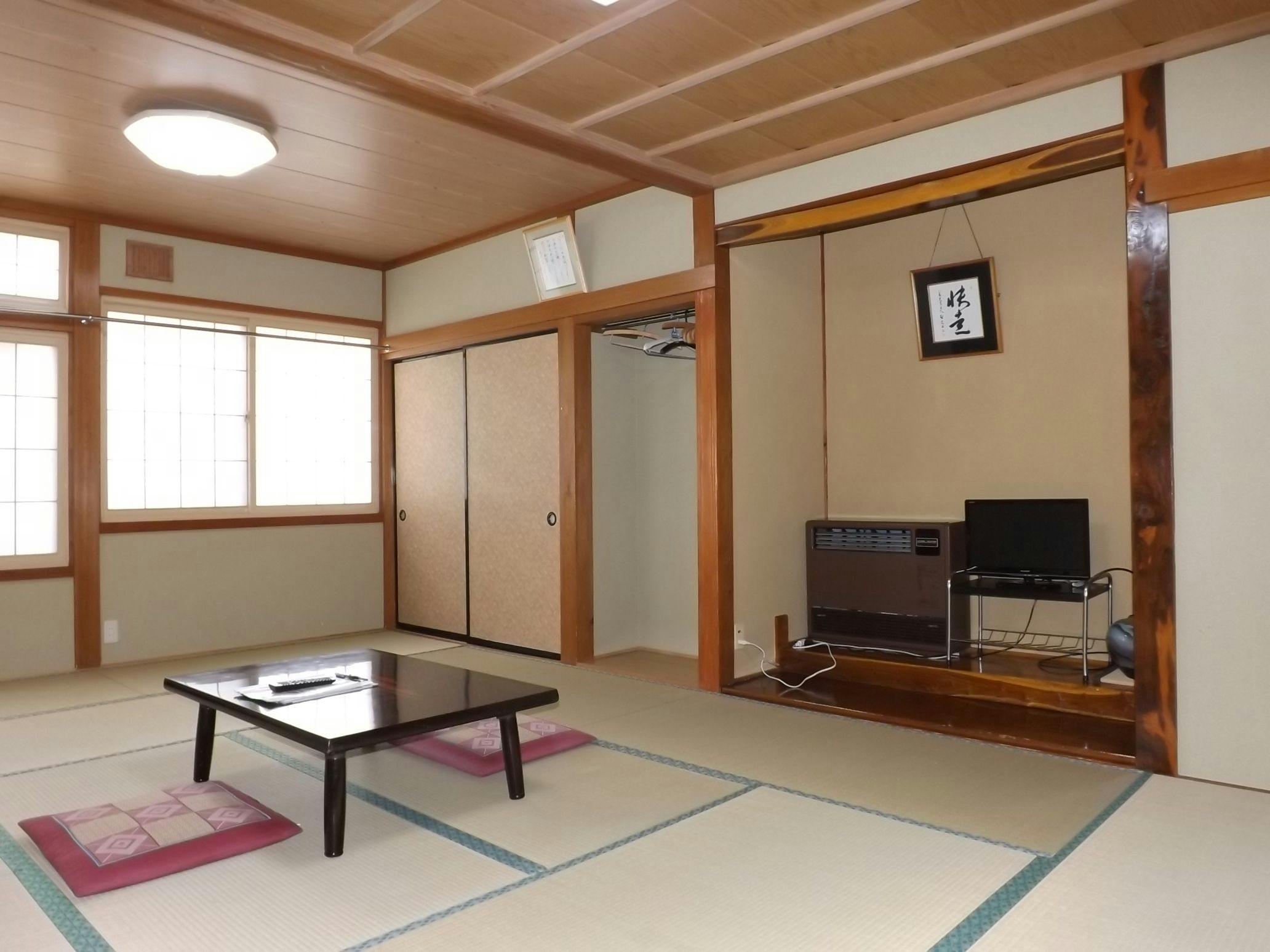 Bilik gaya Jepun 12 tatami