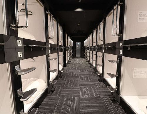 カプセルフロア