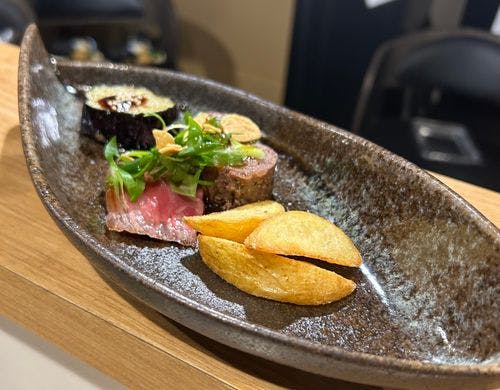 メイン肉料理