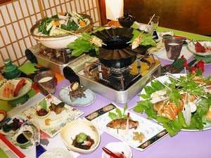 동백 퐁듀와 완자 전골.