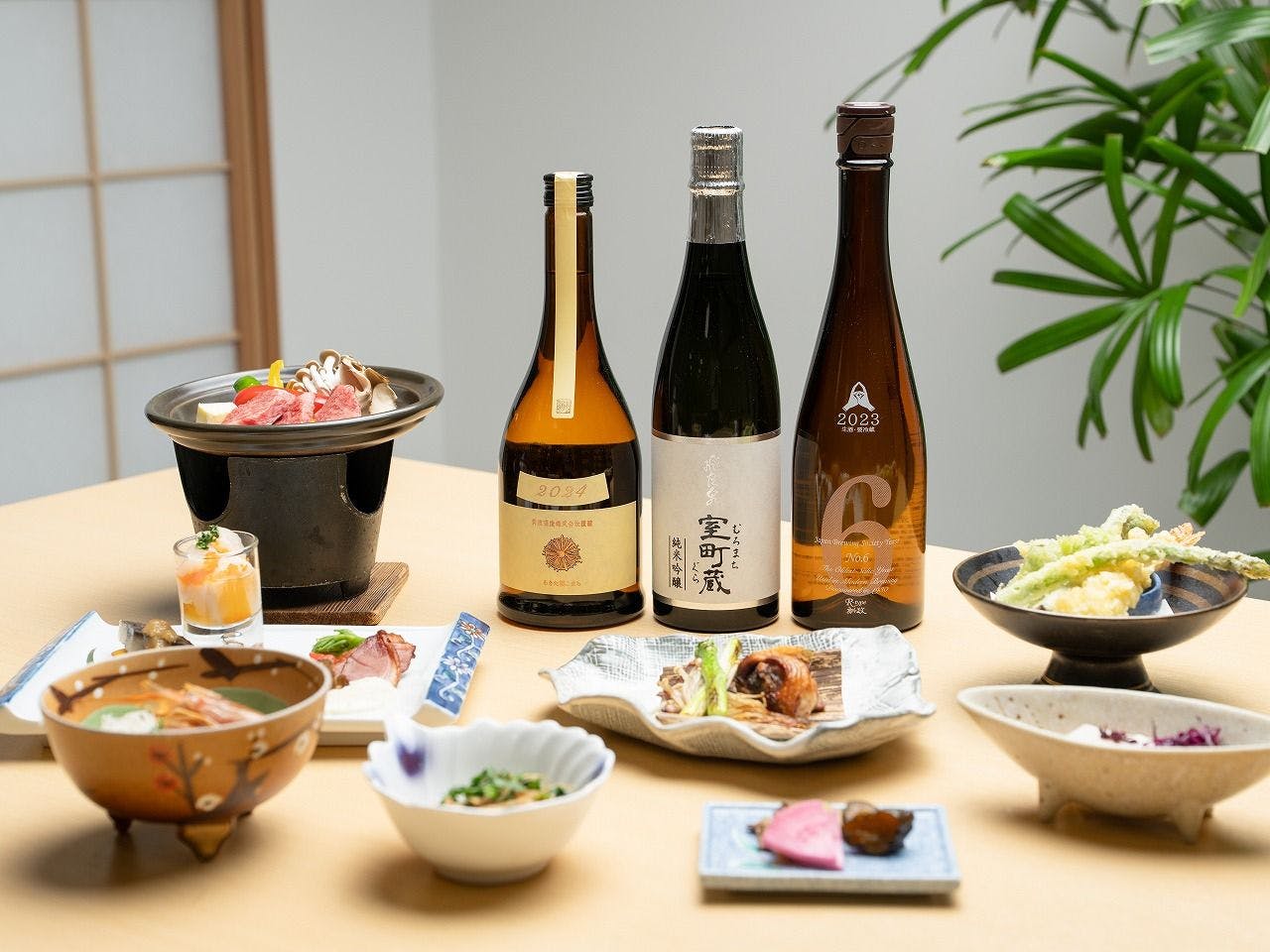 ชุดอาหารไคเซกิแบบญี่ปุ่นดั้งเดิมของอิชิเอะ