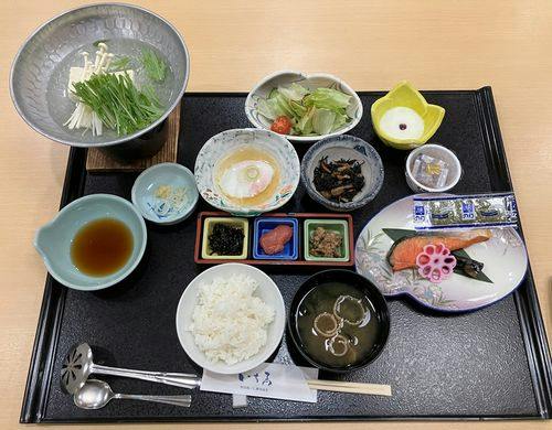 ボリュームたっぷりの和食膳！