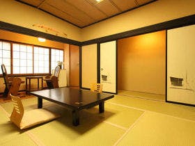 ふわふわ豆腐鍋のおいしいお宿　見晴館