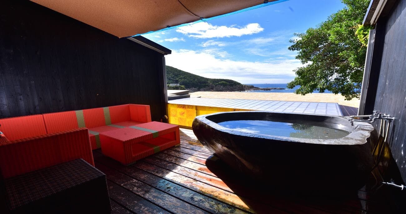 XYZ Private Spa and Seaside Resort