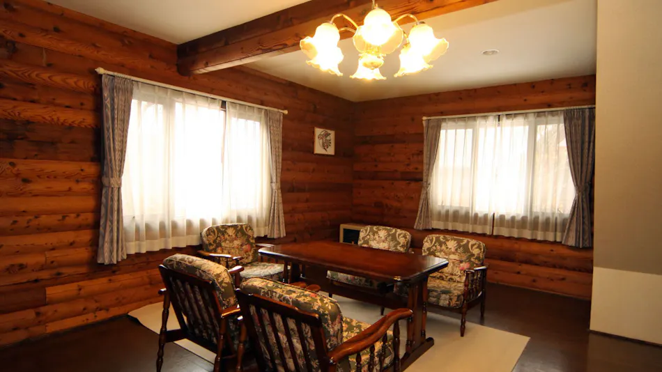 Karuizawa Log HOTEL Shiozawa no Mori