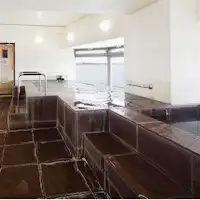 ห้องอาบน้ำสำหรับผู้หญิงพร้อมวิวทะเล