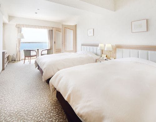 オーシャンフロントのスイートルーム