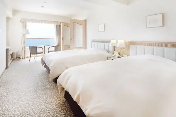 ห้องสวีทพร้อมวิวอ่าวซางามิ