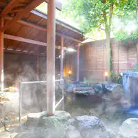 บ่อน้ำพุร้อนกลางแจ้ง