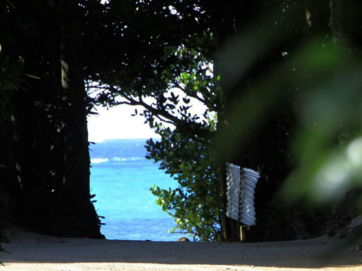 Kariyushi Condominium Resort Kin Yaka Seaside