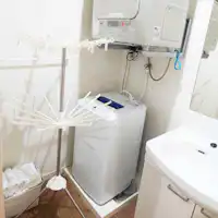 We provide a two-tier umbrella hanger.