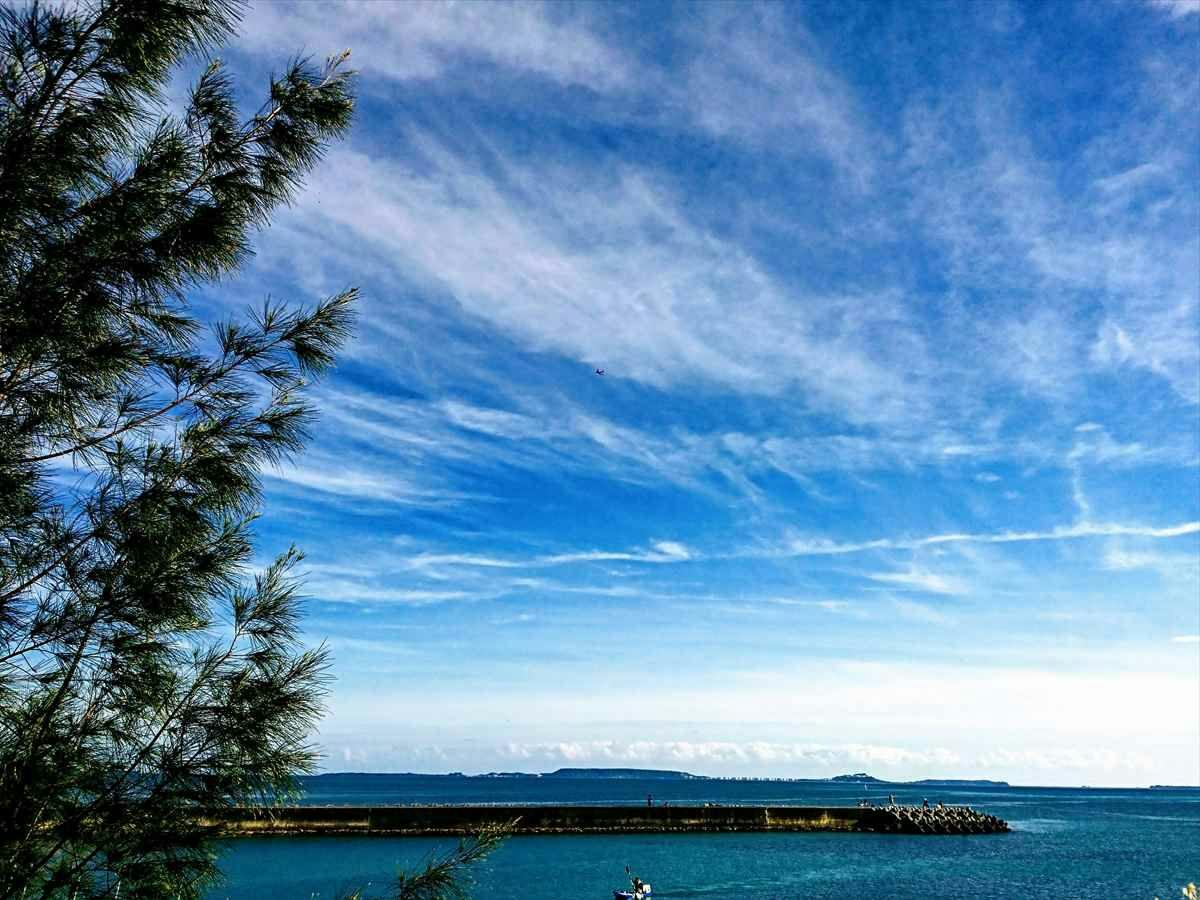 Kariyushi Condominium Resort Kin Yaka Seaside